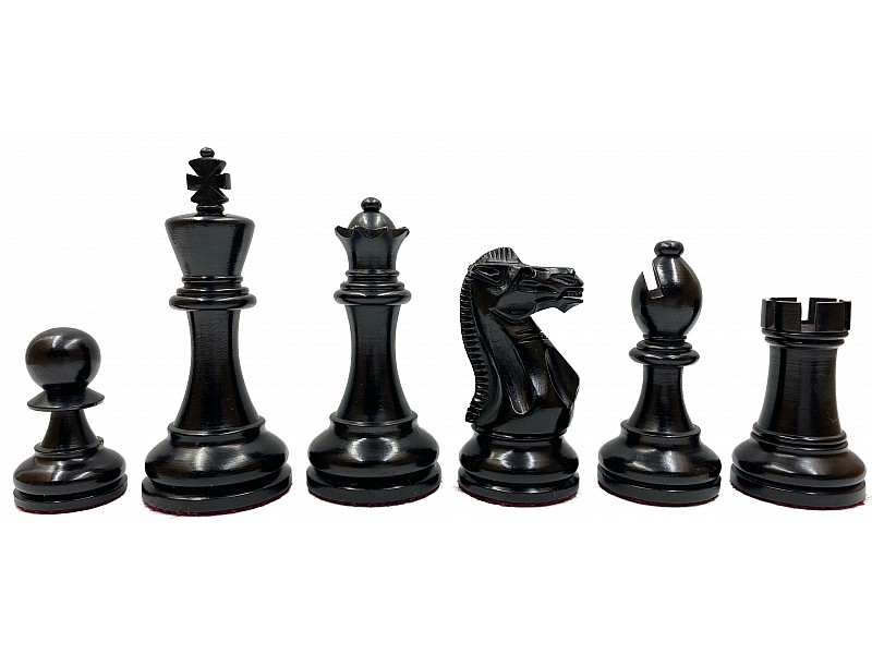 Judit Polgar Schachfiguren mit Holzkiste