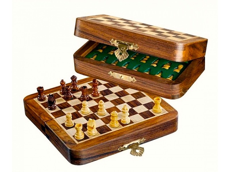 Set de ajedrez magnético de madera