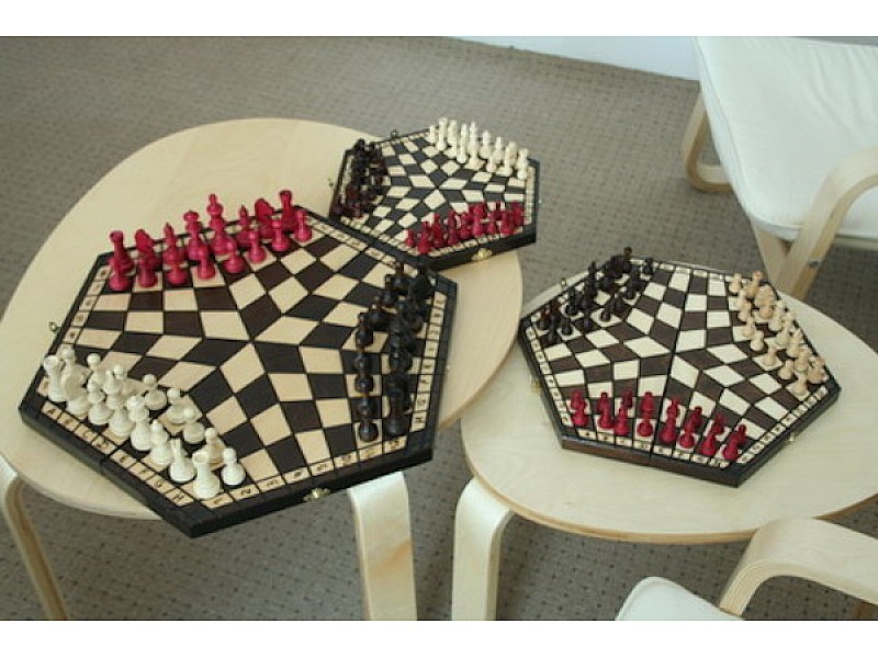 Chess for 3 players 