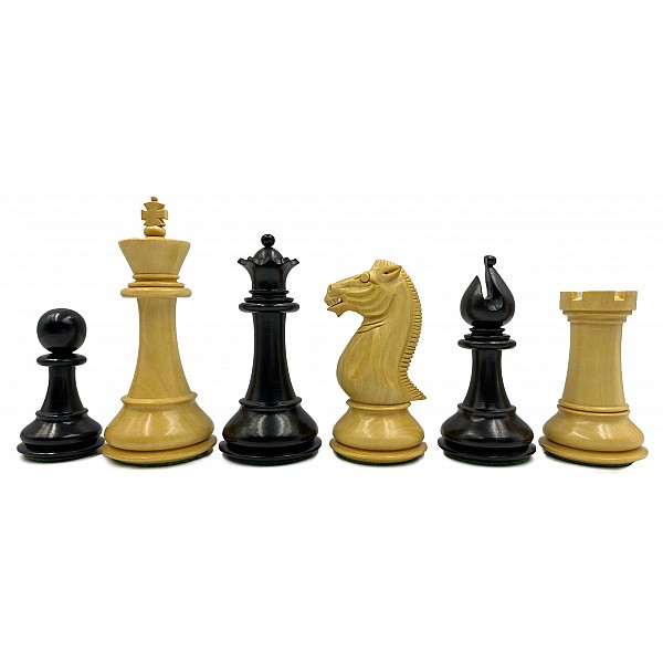 Pershing  ebonized/boxwood 4.33" chess pieces