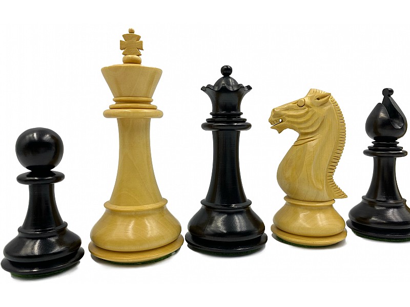 Pershing  ebonized/boxwood 4.33" chess pieces