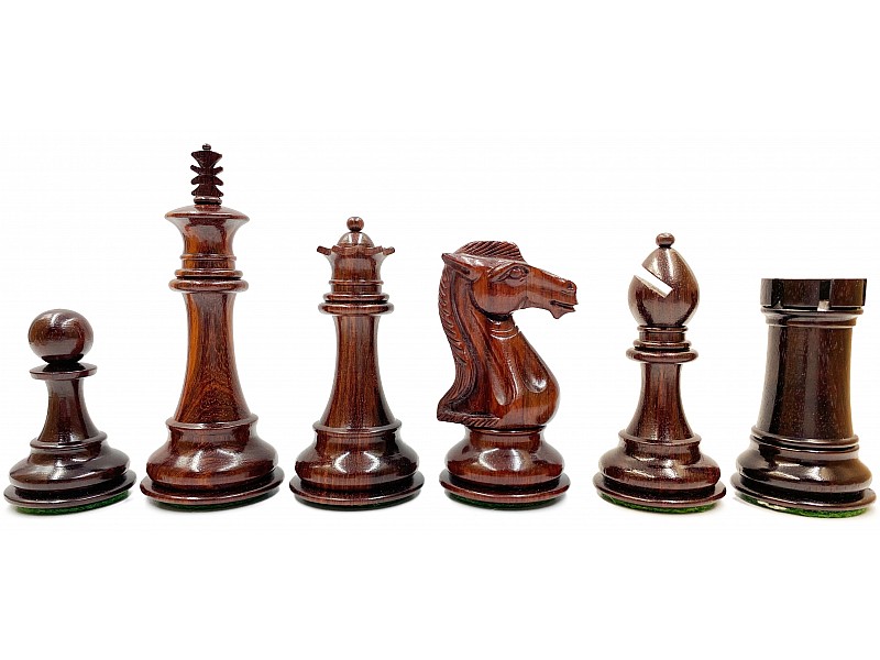 Piezas de ajedrez de caballero real 3.98