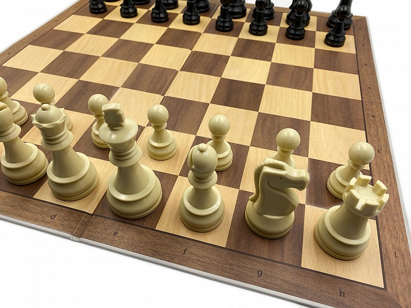 Chess set  DGT red
