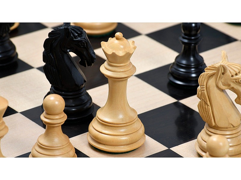 Colombian boxwood/black laquered 4" chess pieces 