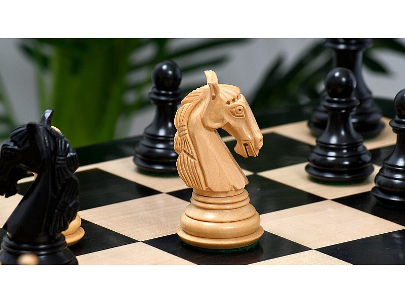 Colombian boxwood/black laquered 4" chess pieces 