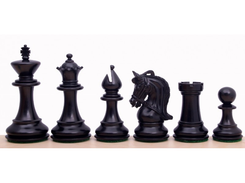 Piezas de ajedrez corintios de boj / ebonizado de 3.75