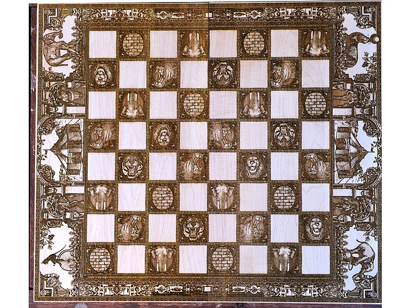 Vintage Circus Chess & Checkers Tournament Size - plegable