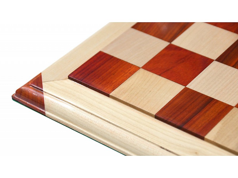 Tablero de ajedrez de madera Royal de 21,6