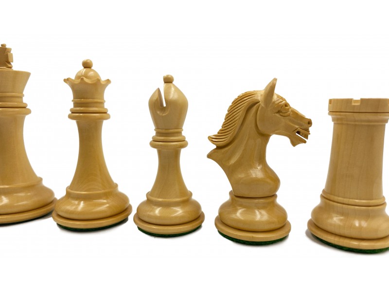 Derby knight boxwood/ebony 4" chess pieces 