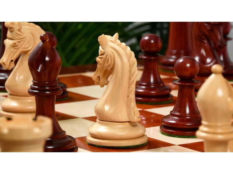 Piezas de ajedrez imperiales de secoya/boj de 4,33