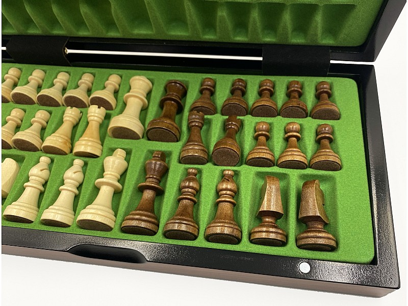 10.25" wooden chess set glossy rose 