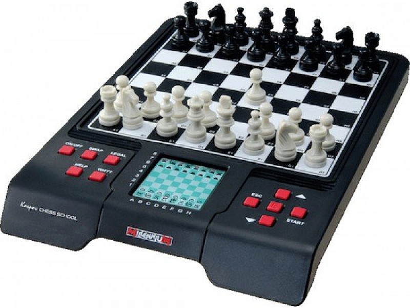 Computadora de ajedrez electrónica 