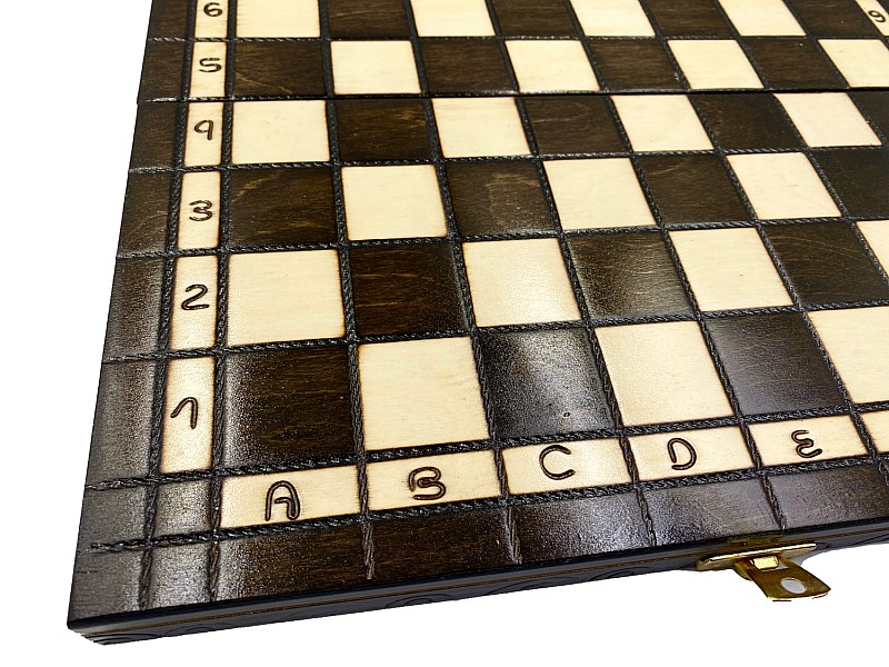 12.20 Schachspiel aus Holz glänzend braun