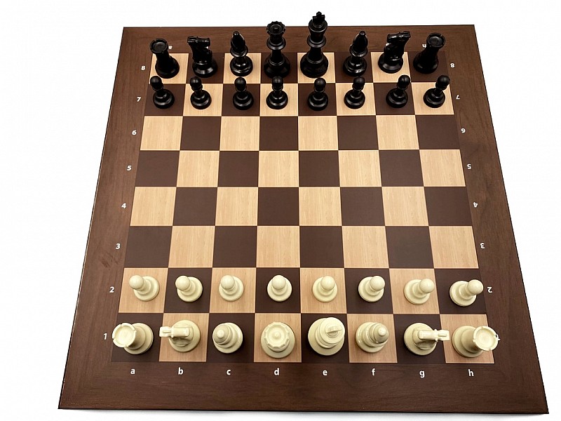 19.68" Economy chess board  & platic chess pieces  3.74" king