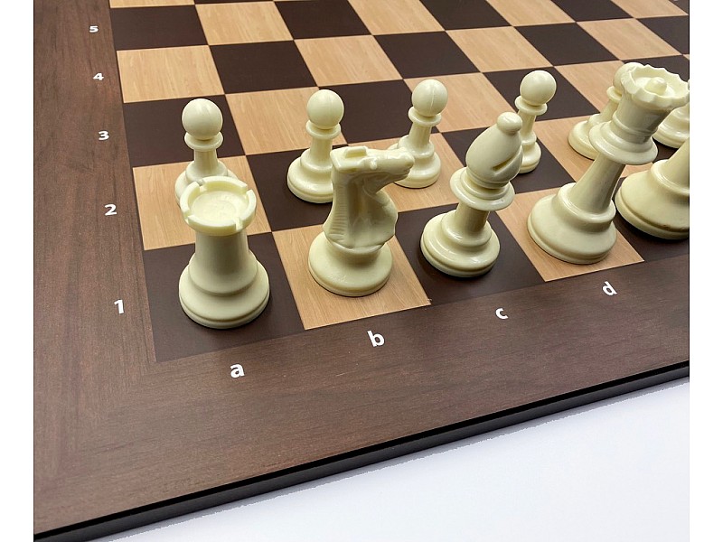 19.68" Economy chess board  & platic chess pieces  3.74" king
