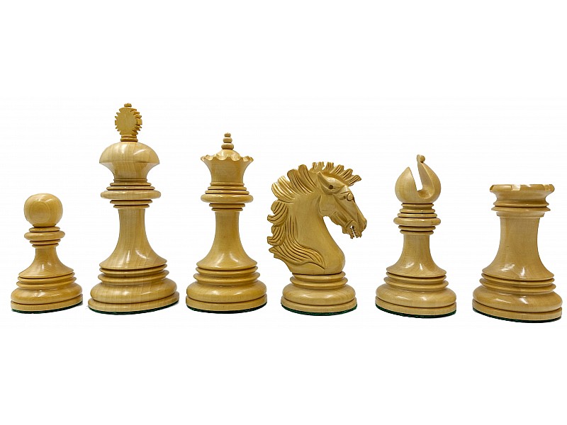 Piezas de ajedrez de ébano/boj Wellington de 4.24